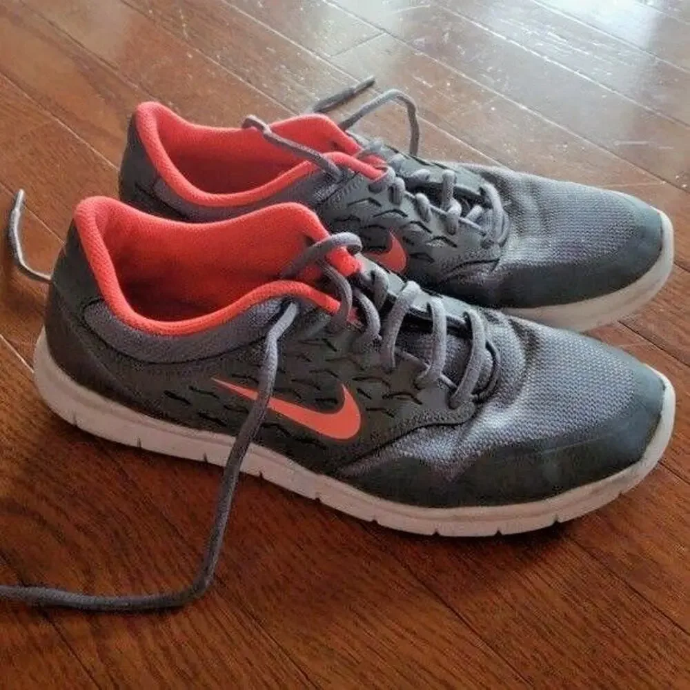Nike Running Shoes Grey and Lava 677136-061 - Size 8.5